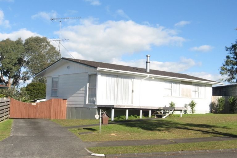 Photo of property in 11 Astor Place, Manurewa, Auckland, 2102