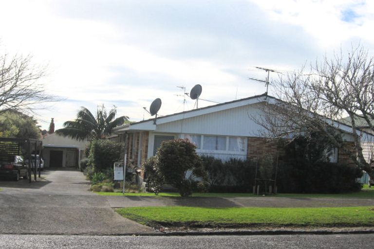 Photo of property in 3/35 Brixton Road, Mount Eden, Auckland, 1024