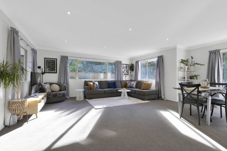 Photo of property in 19 Franklin Drive, Rangiora, 7400