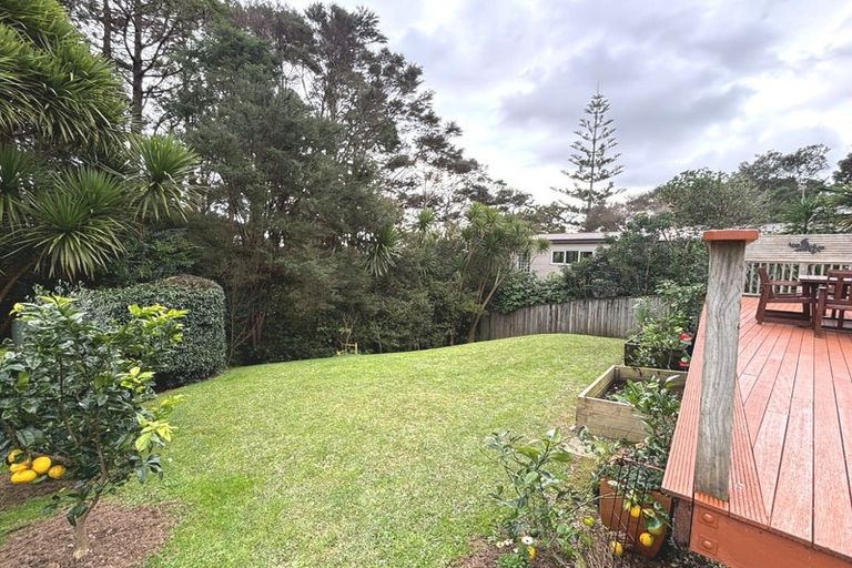 Photo of property in 203a Titirangi Road, Titirangi, Auckland, 0604