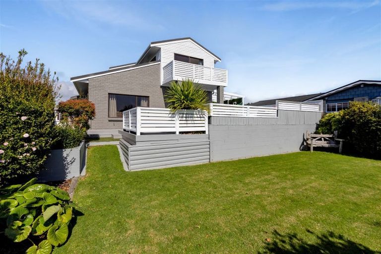 Photo of property in 142 Parklands Avenue, Bell Block, New Plymouth, 4312