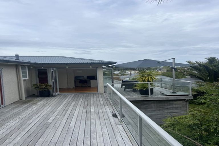 Photo of property in 1/25 Wolsley Avenue, Milford, Auckland, 0620