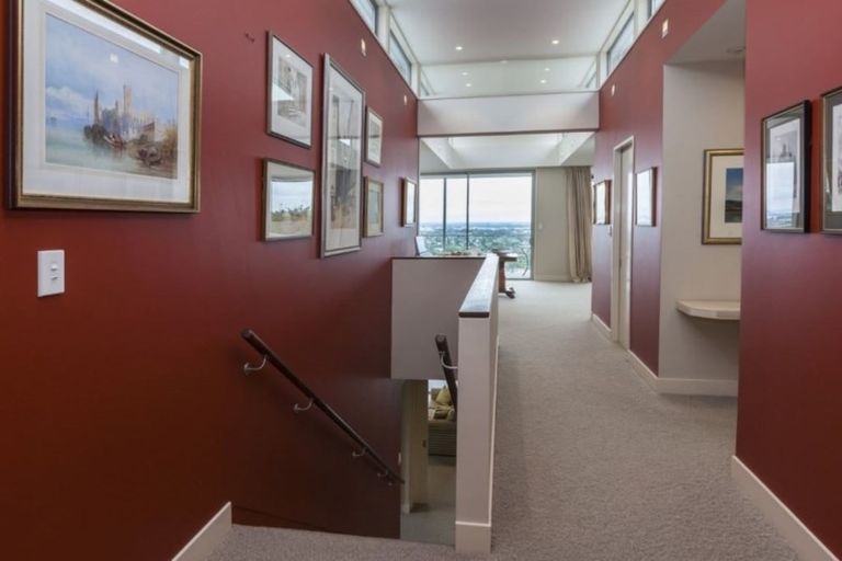 Photo of property in 8a Macmillan Avenue, Cashmere, Christchurch, 8022