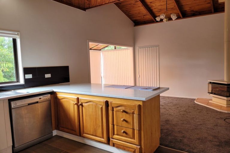 Photo of property in 64b Pleasant Road, Glen Eden, Auckland, 0602