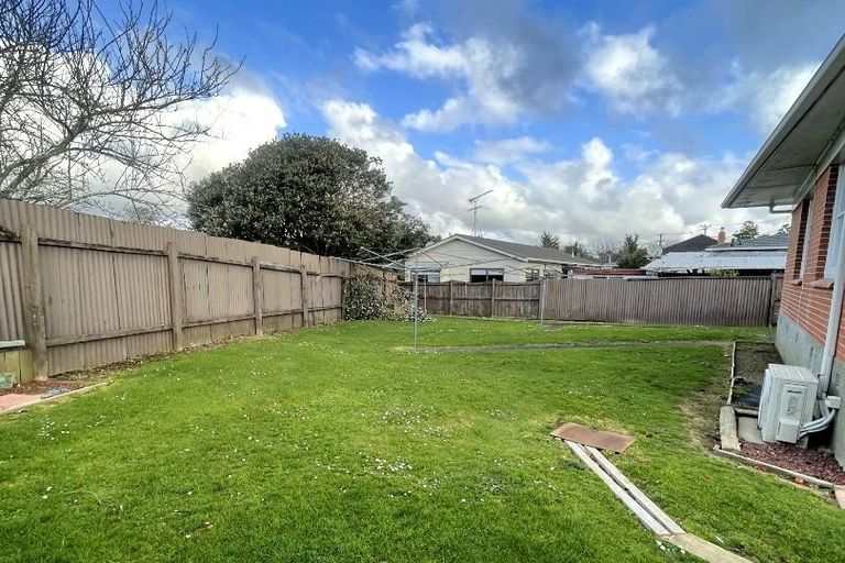 Photo of property in 1/42-44 Opaheke Road, Opaheke, Papakura, 2113