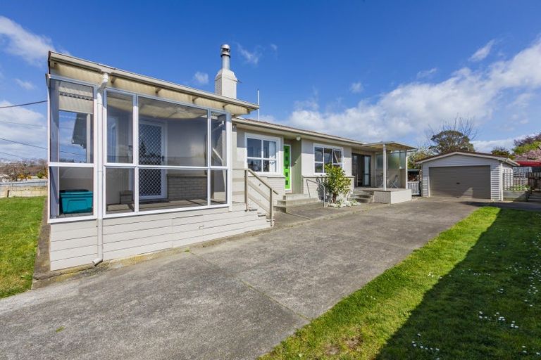 Photo of property in 11 Jull Crescent, Waipukurau, 4200