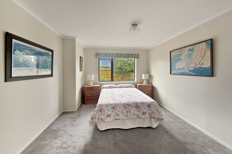 Photo of property in 1/7 Kathleen Place, Rainbow Point, Taupo, 3330