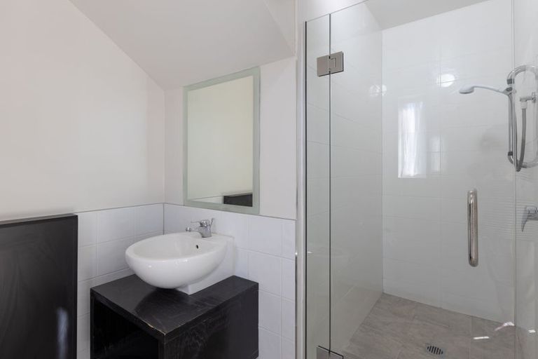 Photo of property in 8a Rotherham Street, Riccarton, Christchurch, 8041