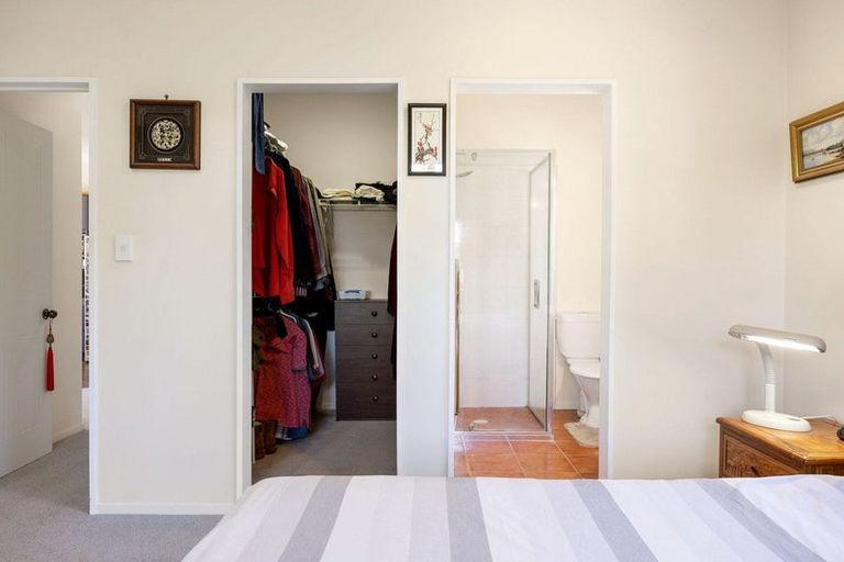 Photo of property in 37 Princes Street, Cambridge, 3434