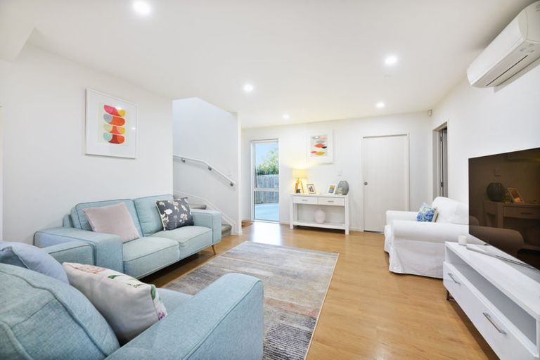 Photo of property in 30c Coniston Avenue, Te Atatu South, Auckland, 0610