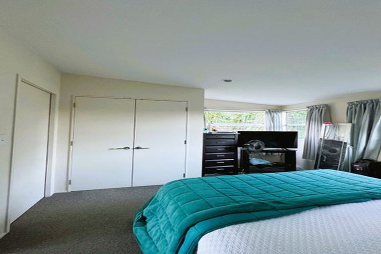 Photo of property in 7/138 Queens Drive, Lyall Bay, Wellington, 6022