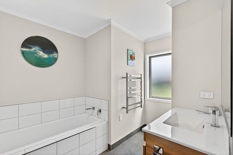 Photo of property in 45 Hunter Drive, Awatoto, Napier, 4110