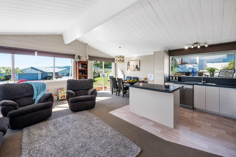 Photo of property in 115 Basley Road, Owhata, Rotorua, 3010