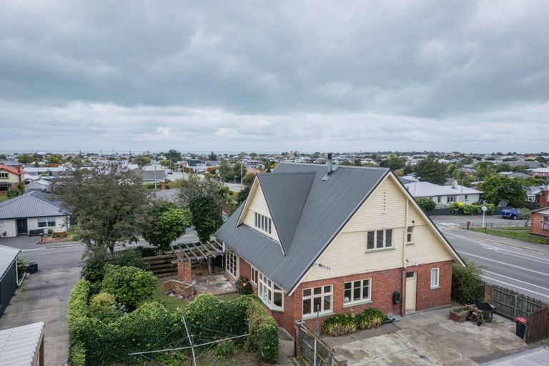 Photo of property in 42 Oxford Street, West End, Timaru, 7910
