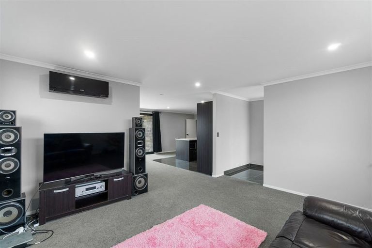 Photo of property in 67 Murray Ward Drive, Te Kauwhata, 3710