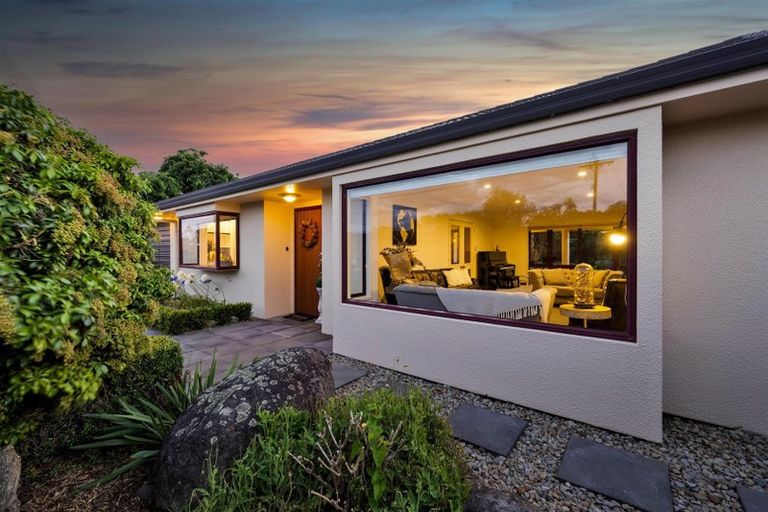 Photo of property in 11 Erin Street, Hawera, 4610