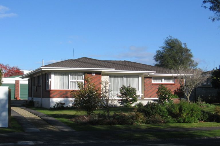 Photo of property in 12 Glen Lynne Avenue, Queenwood, Hamilton, 3210