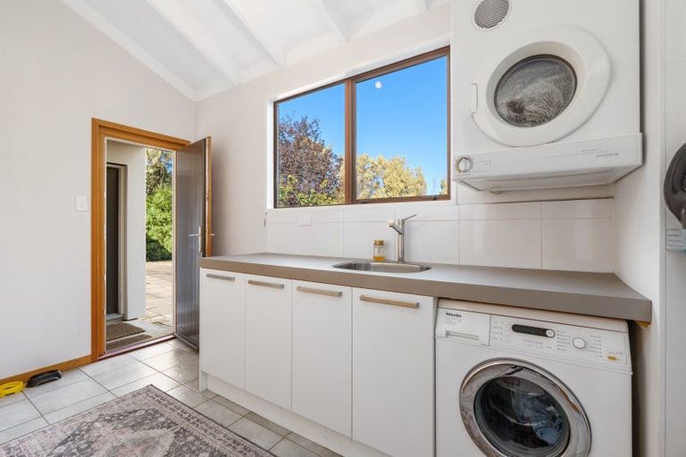 Photo of property in 6 Riccarton Road East, East Taieri, Mosgiel, 9024