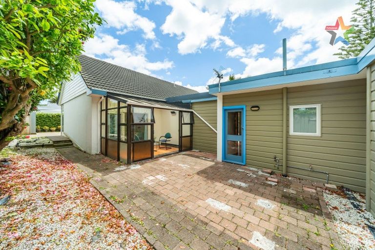 Photo of property in 76a Wai-iti Crescent, Woburn, Lower Hutt, 5010