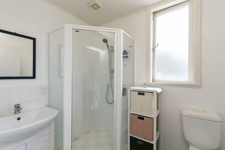 Photo of property in 80 Parkvale Road, Karori, Wellington, 6012