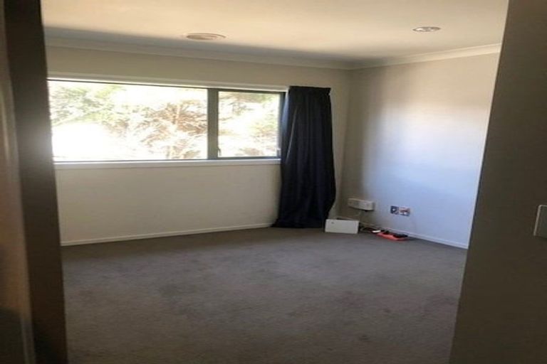 Photo of property in 66 Te Puia Drive, Aotea, Porirua, 5024