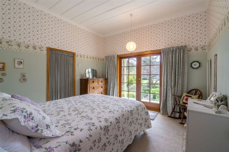 Photo of property in 17 Skerries Street, Outram, 9019