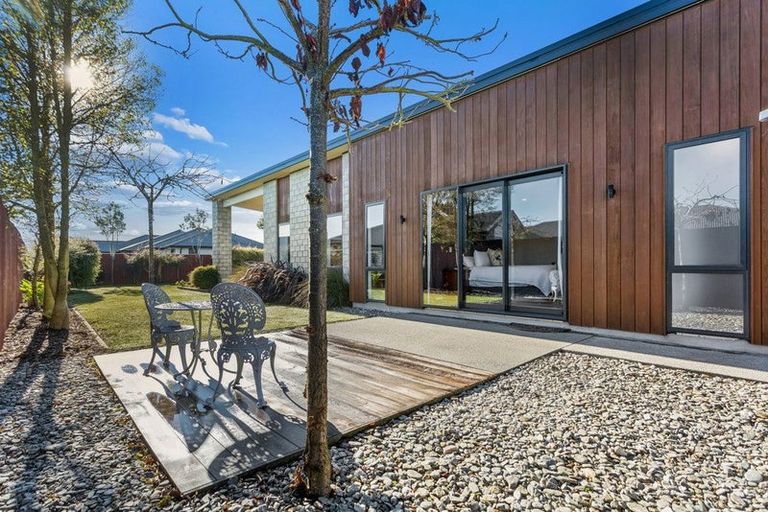 Photo of property in 21 Blair Place, Kaiapoi, 7630