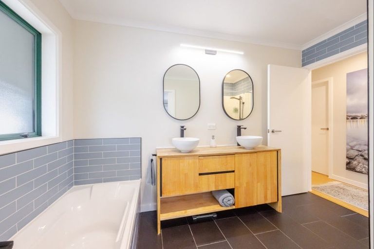 Photo of property in 7 Gregory Grove, Clive, 4102
