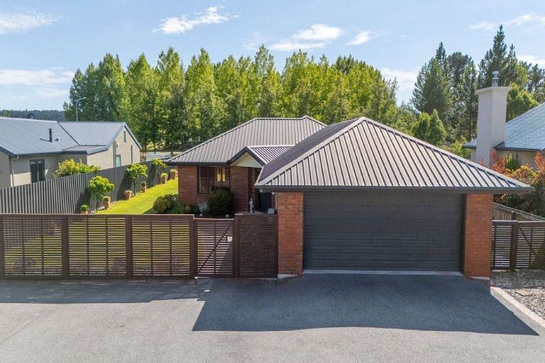 Photo of property in 7 Spruce Close, Alexandra, 9320