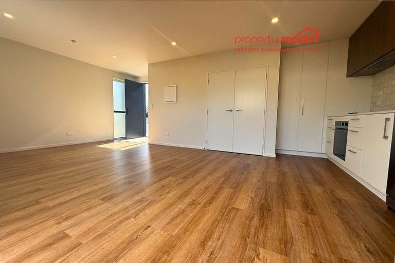 Photo of property in 2/527 Hereford Street, Linwood, Christchurch, 8011