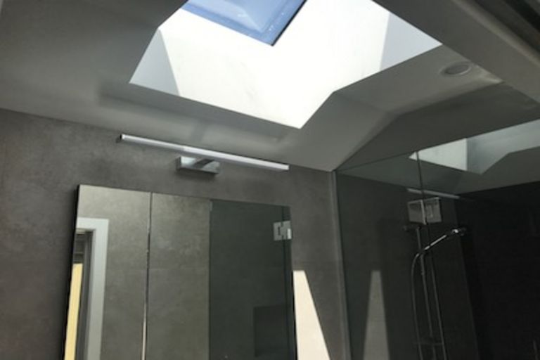 Photo of property in 19 Taupo Street, Green Bay, Auckland, 0604