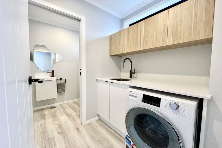 Photo of property in 9b Hinau Grove, Wainuiomata, Lower Hutt, 5014