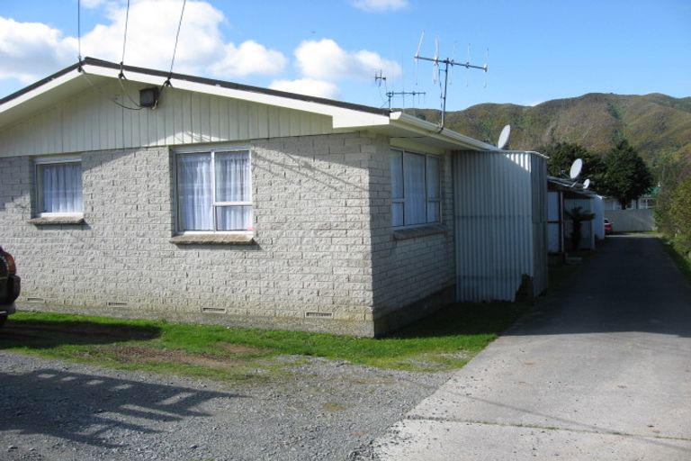 Photo of property in 186a Wellington Road, Wainuiomata, Lower Hutt, 5014