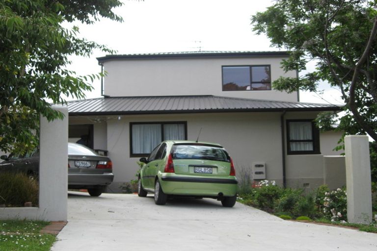 Photo of property in 22 Mcintyre Road, Mangere Bridge, Auckland, 2022