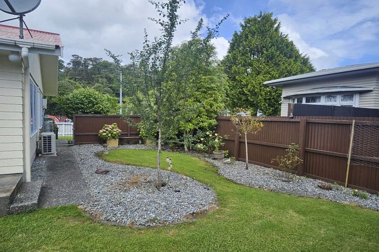 Photo of property in 4 Lydia Street, Greymouth, 7805