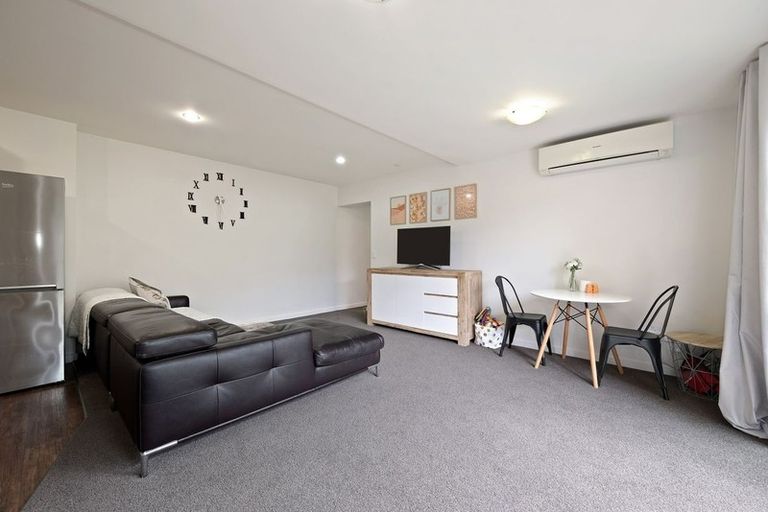 Photo of property in 1/30 Mathesons Road, Phillipstown, Christchurch, 8011