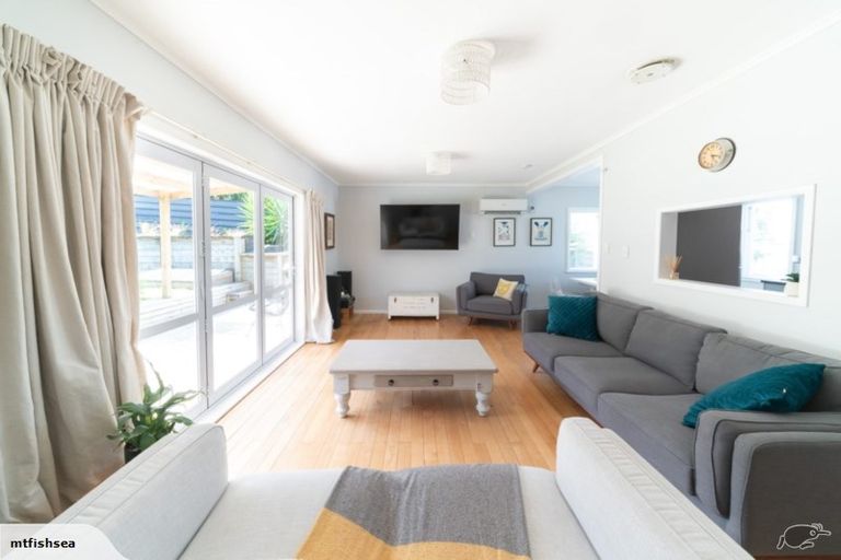 Photo of property in 2 Brown Terrace, Te Puke, 3119