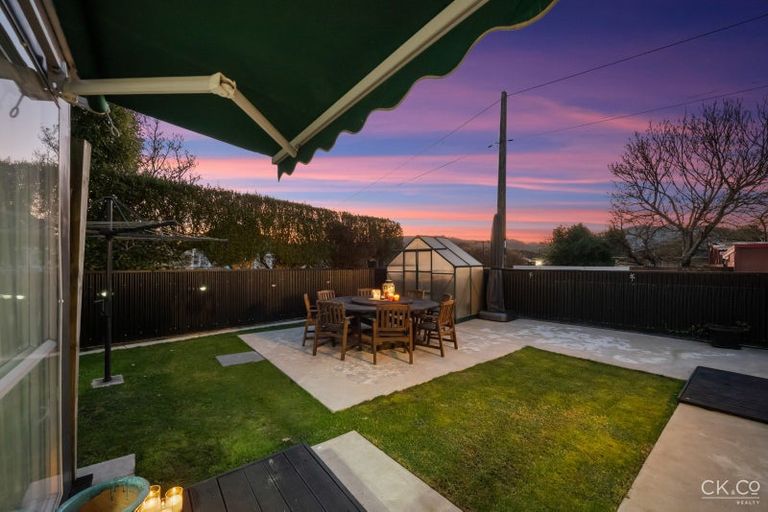 Photo of property in 12a Raukawa Grove, Trentham, Upper Hutt, 5018