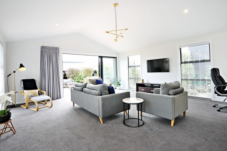 Photo of property in 37a Holloway Street, Waikiwi, Invercargill, 9810