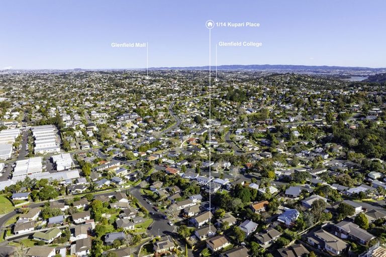 Photo of property in 1/14 Kupari Place, Totara Vale, Auckland, 0629