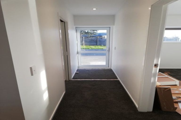 Photo of property in 96 Conclusion Street, Ascot Park, Porirua, 5024