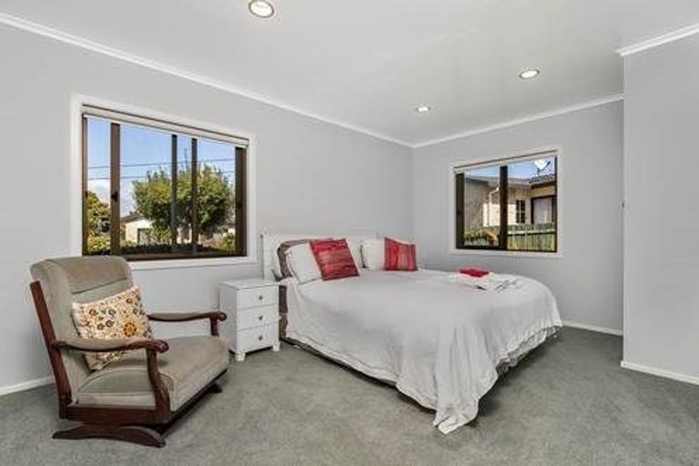 Photo of property in 10 Rimu Road, Manurewa, Auckland, 2102