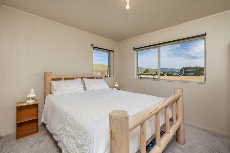 Photo of property in 847 Whangaruru North Road, Whangaruru, Russell, 0184