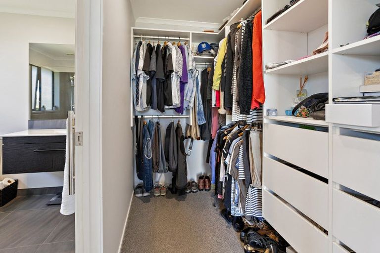 Photo of property in 29 Awatea Drive, Whitianga, 3510