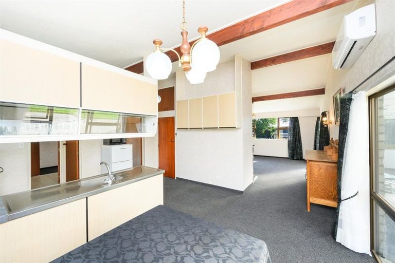 Photo of property in 6 Flower Street, Bulls, 4818