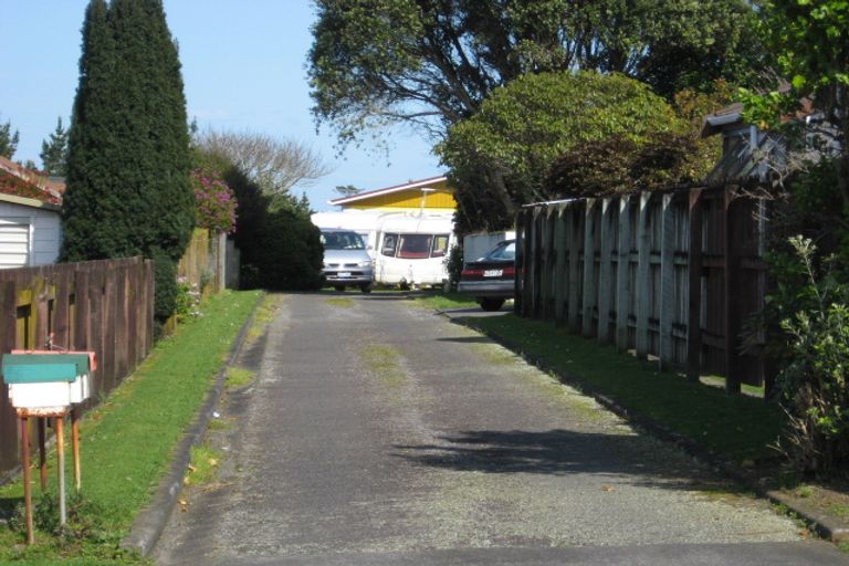 Photo of property in 24a Tiverton Crescent, Whalers Gate, New Plymouth, 4310