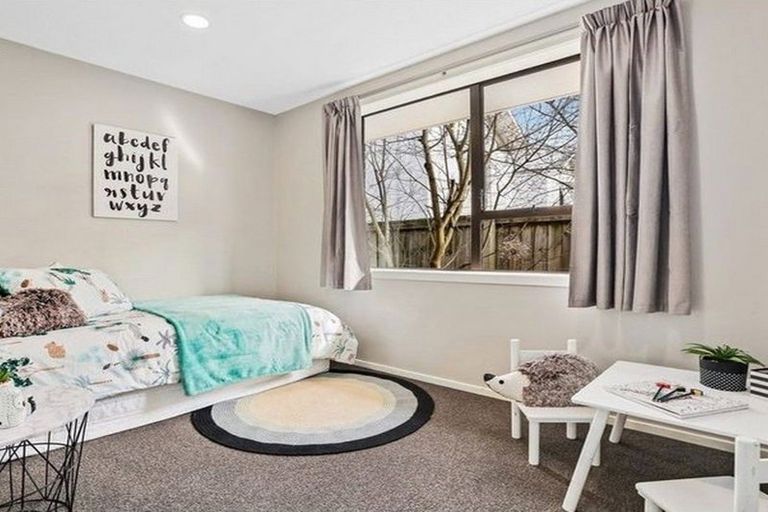 Photo of property in 1/100 Purchas Street, Edgeware, Christchurch, 8013