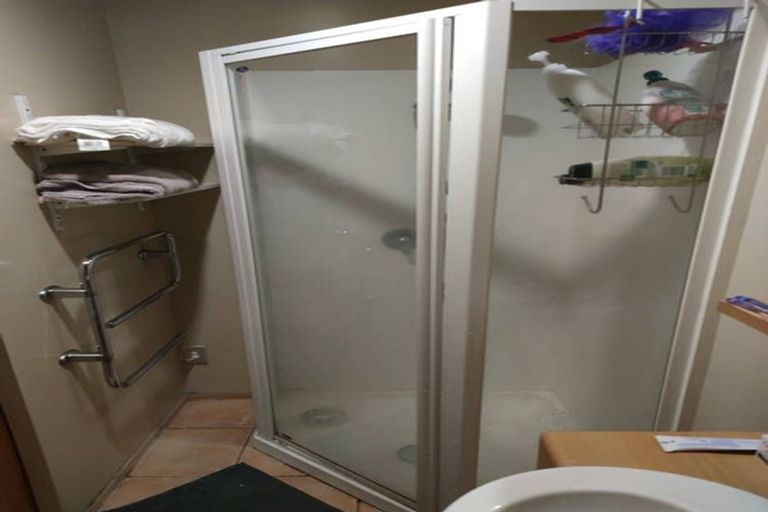 Photo of property in Atrium Apartments, 2i/154 The Terrace, Wellington Central, Wellington, 6011