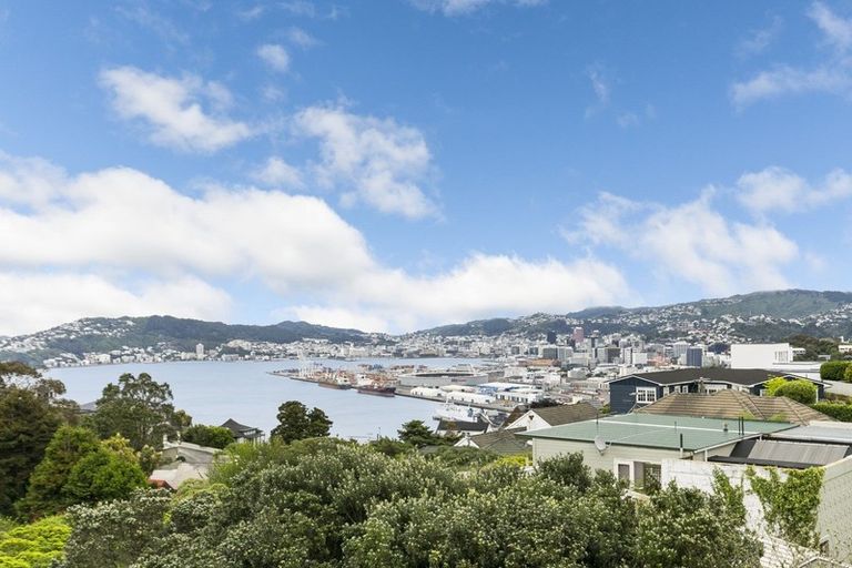 Photo of property in 72 Calcutta Street, Khandallah, Wellington, 6035