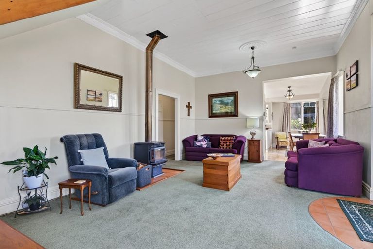 Photo of property in Plam House, 669 Pahi Road, Pahi, Paparoa, 0571